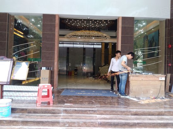 丽阁商务中心(办公)