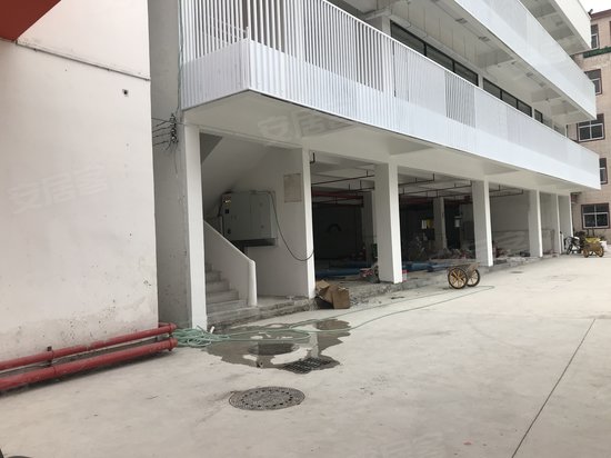 红星学校生活美育社区(办公) 