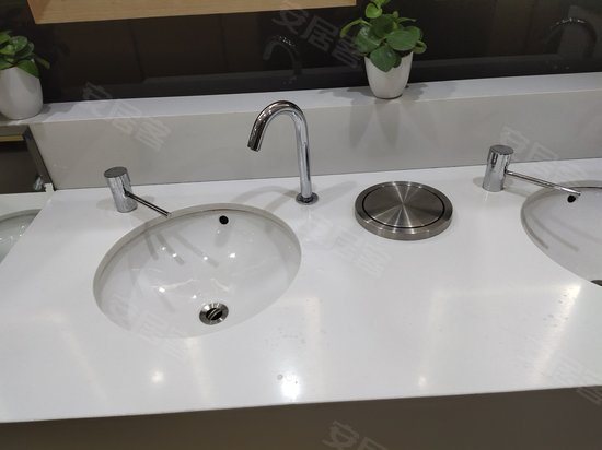 华侨城苏河湾行政公馆 