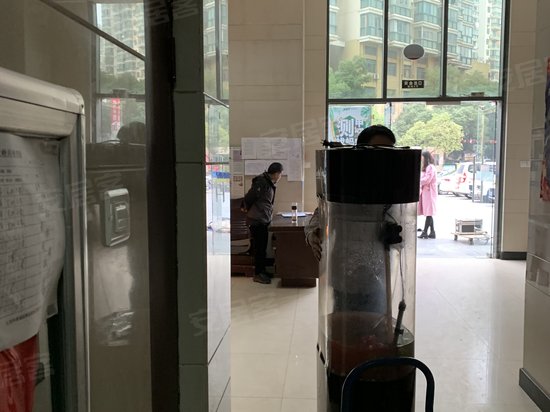 普瑞花园电子大厦 