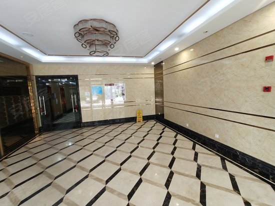 绿地东海岸财富广场 