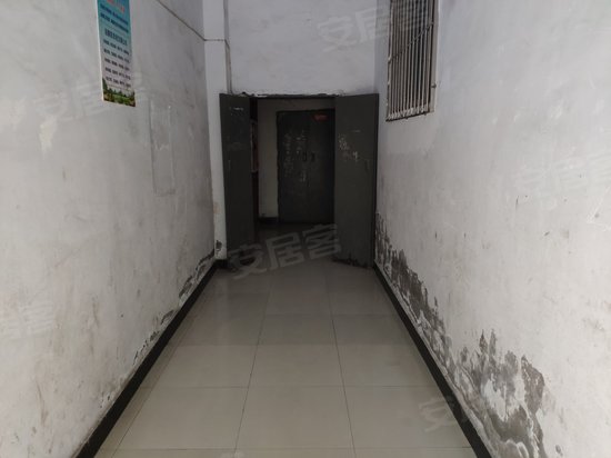 望涪居委综合楼 