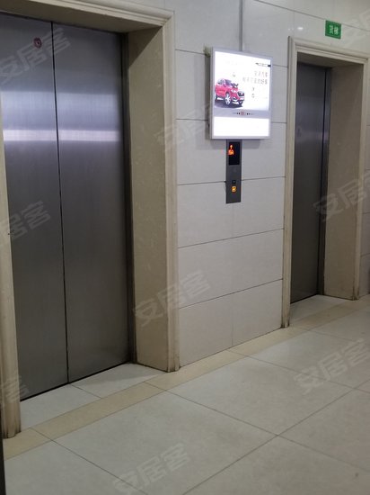 普提金国际公寓 