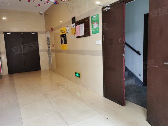 瑞立万立城(商住楼) 