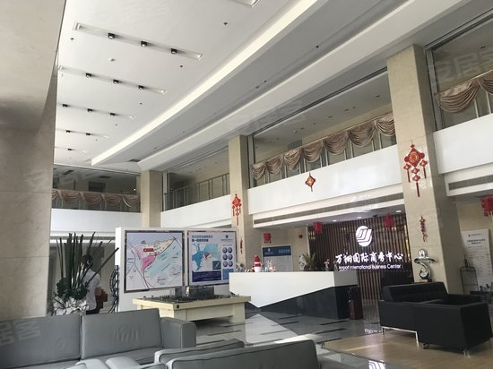 万翔国际商务中心 