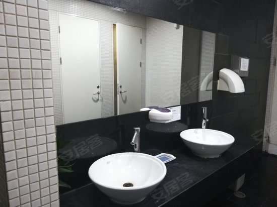 爱立信电信大厦 