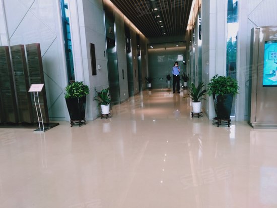 锦峰国际商务广场 