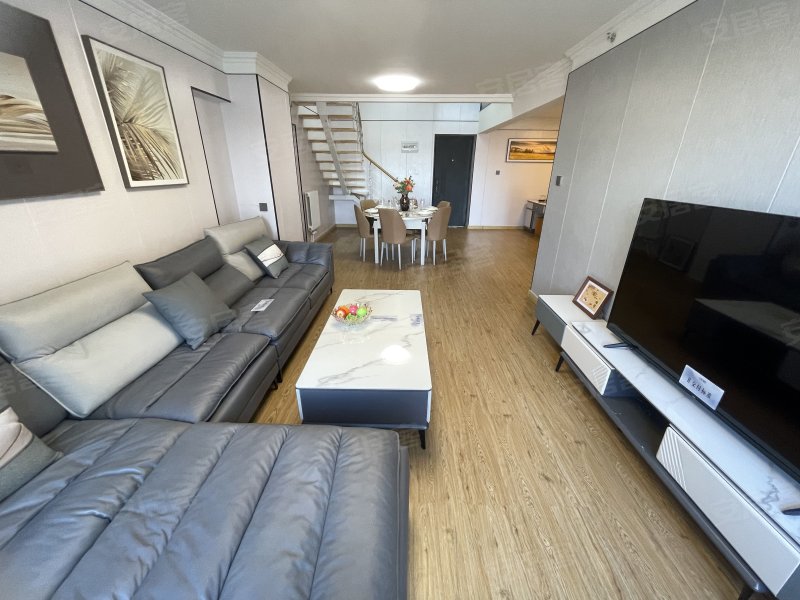 西置·瑀美福景4室2厅4卫84.99㎡南北42万