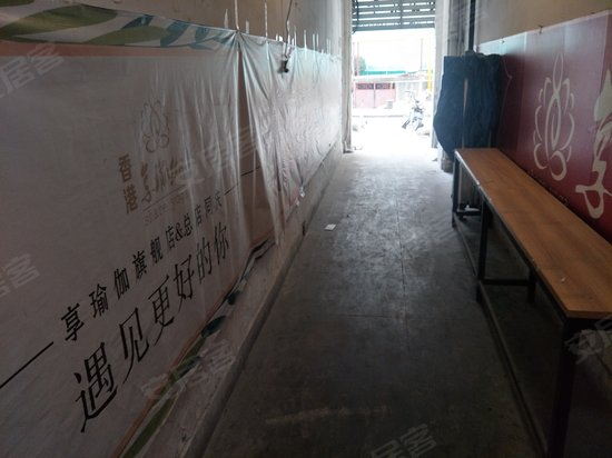 糜家桥小区服务中心大楼 