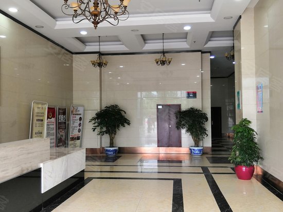 武汉客厅卓尔四季公寓 