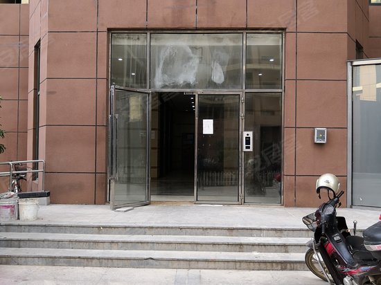 人民(武汉)国际汽车城 