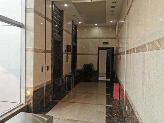 天王星商务大厦 