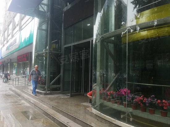 华林新时代广场 