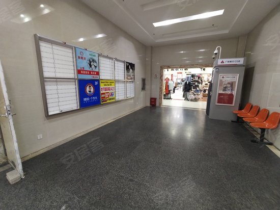 虹桥大通阳商厦办公楼 