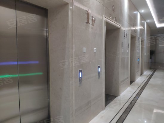 山东高速西海岸中心 