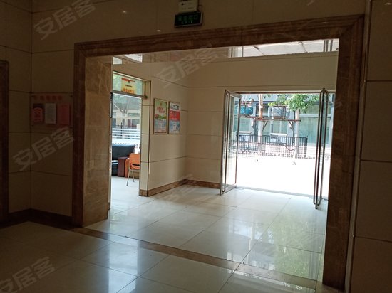 千里商厦商务楼 