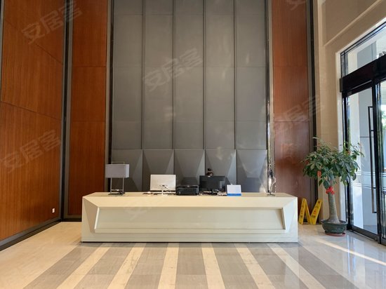 希尼亚国际大厦 