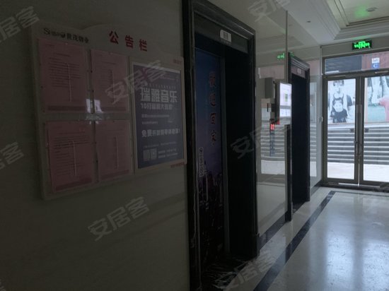 世茂湖滨首府B区(商住楼) 