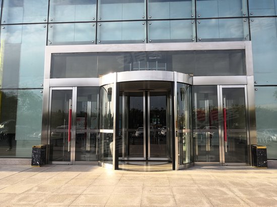 郑东新区电子商务大厦 