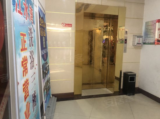 蓝天大厦(办公) 