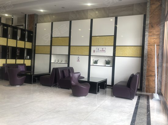 新虎威科研设计大厦 