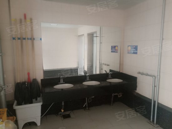 齐鲁软件园创业广场 