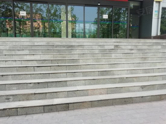 鸿基世业商务酒店 