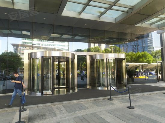 上海中心城开国际