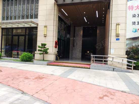 中海联南沙国贸中心