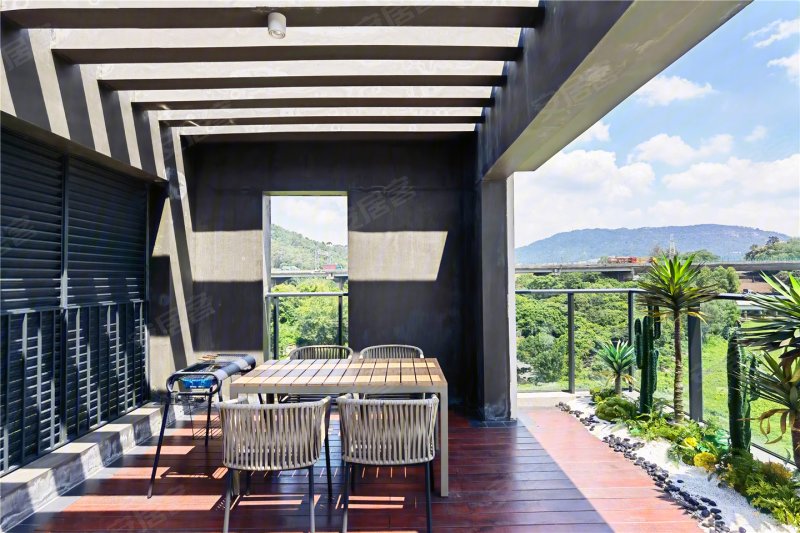 俊怡悦景台新房