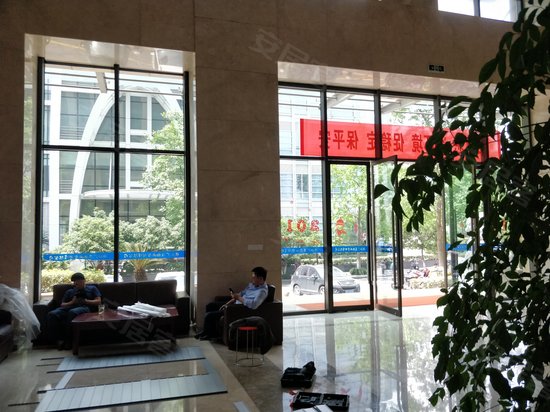 外海西湖国贸大厦 