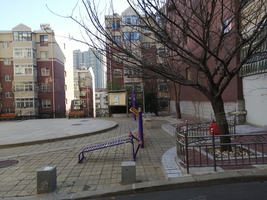 研究生教育大厦 