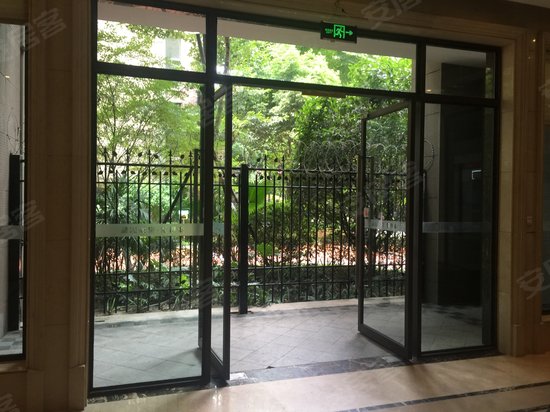 皇冠国际公寓(商住楼)