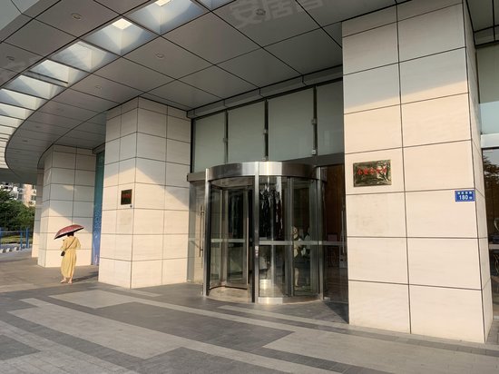 世茂海峡大厦(商住楼)