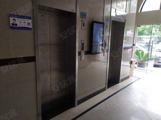 邻里广场(吴江区) 