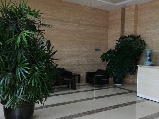 武汉农业科技综合服务大楼 