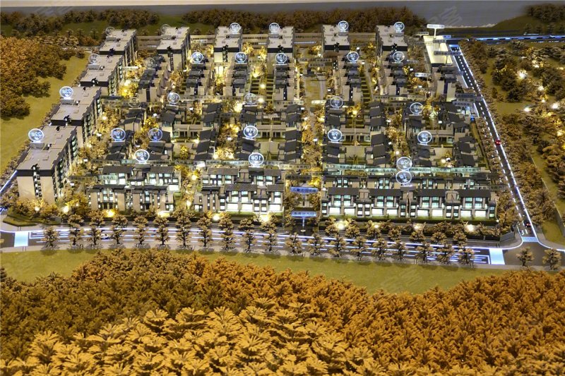 龙湖山前(新房),鹿角隧道(规划中)与内环快速道交汇处-重庆龙湖山前