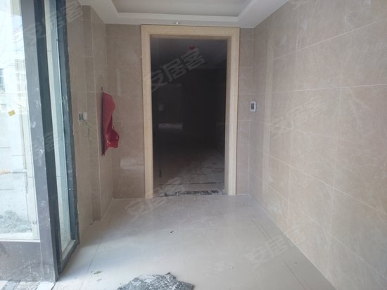 绿地都会雅苑(商住楼) 