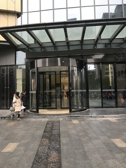 新城吾悦广场写字楼 