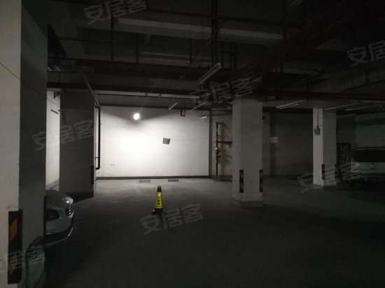 绿地峰汇商务广场 