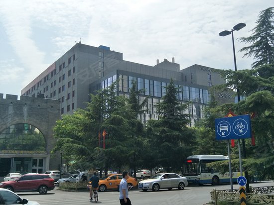 中国建设银行大厦 