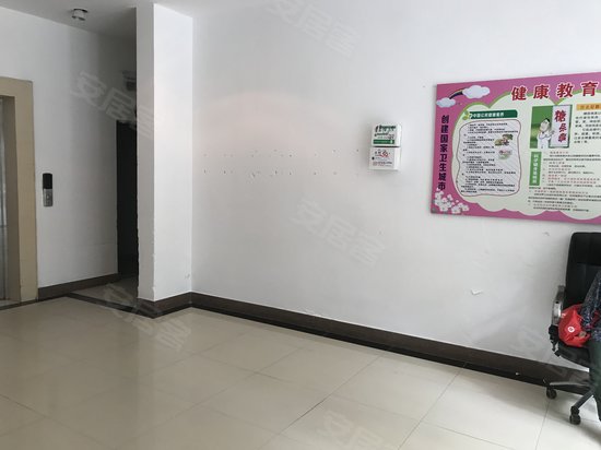 M5爱慕城QQ公寓(商住楼) 