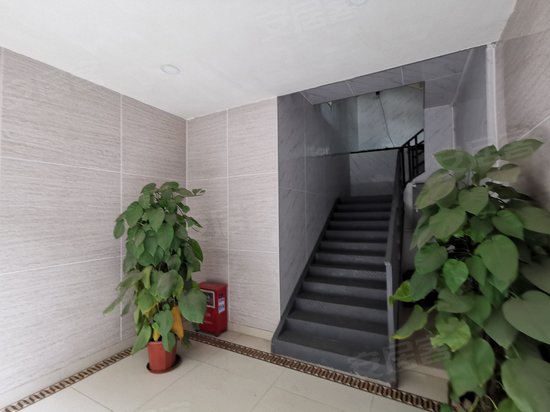 天河东吉创业园 