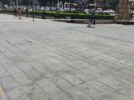 红旗街万达广场 