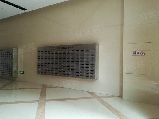 东方万汇国际公寓 