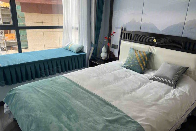 商业配套完善 现房 可插班 南北通透 户型方正,龙跃豪庭(新房)二手房