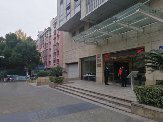 滨江庆春发展大厦