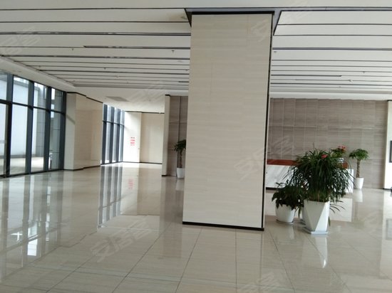 绿地中心阿尔法公馆 