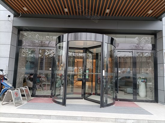 新中泰国际大厦 