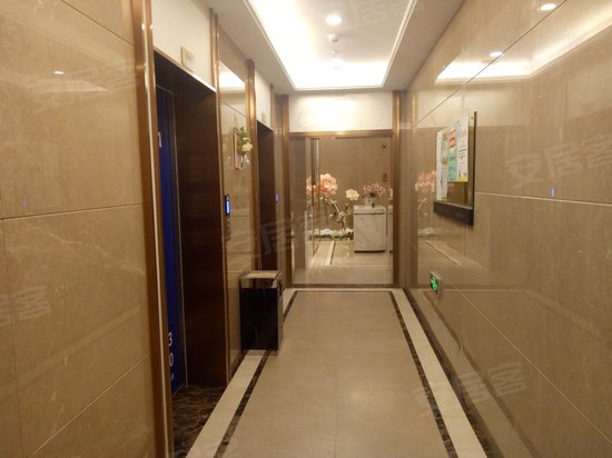 龙湖佰乐街(商住楼) 